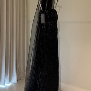 Elegant Black Maxi Dress